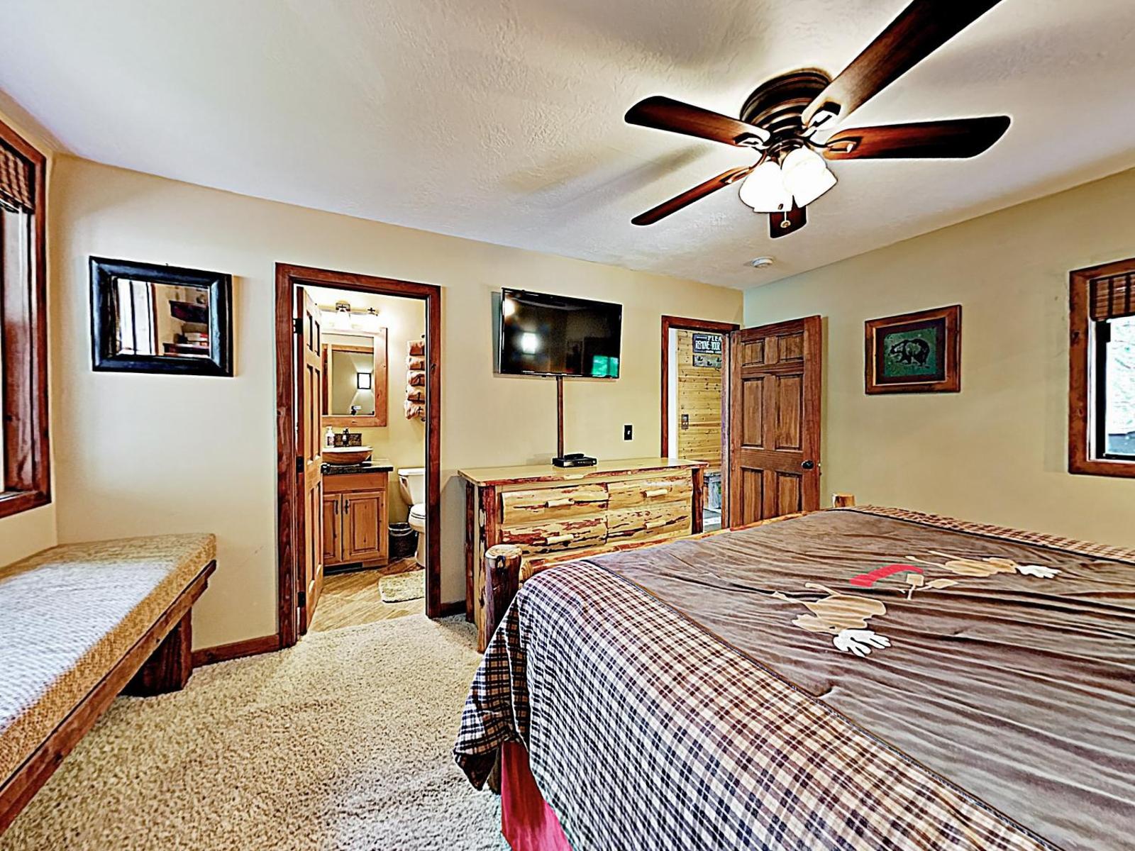 New Listing! Alpine Gem W/ Hot Tub, Near Lift Condo Main image 1